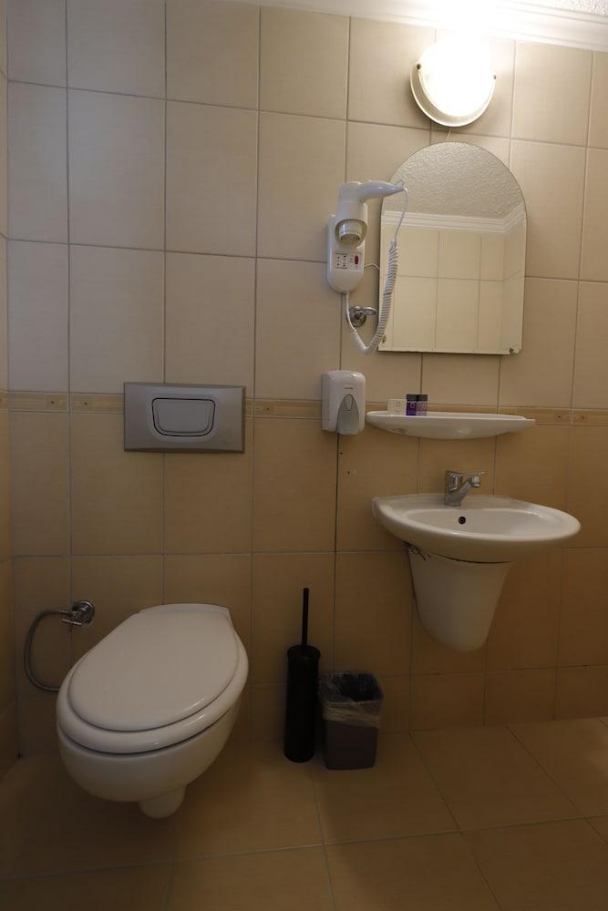 Atici Hotel Antalya Bagian luar foto